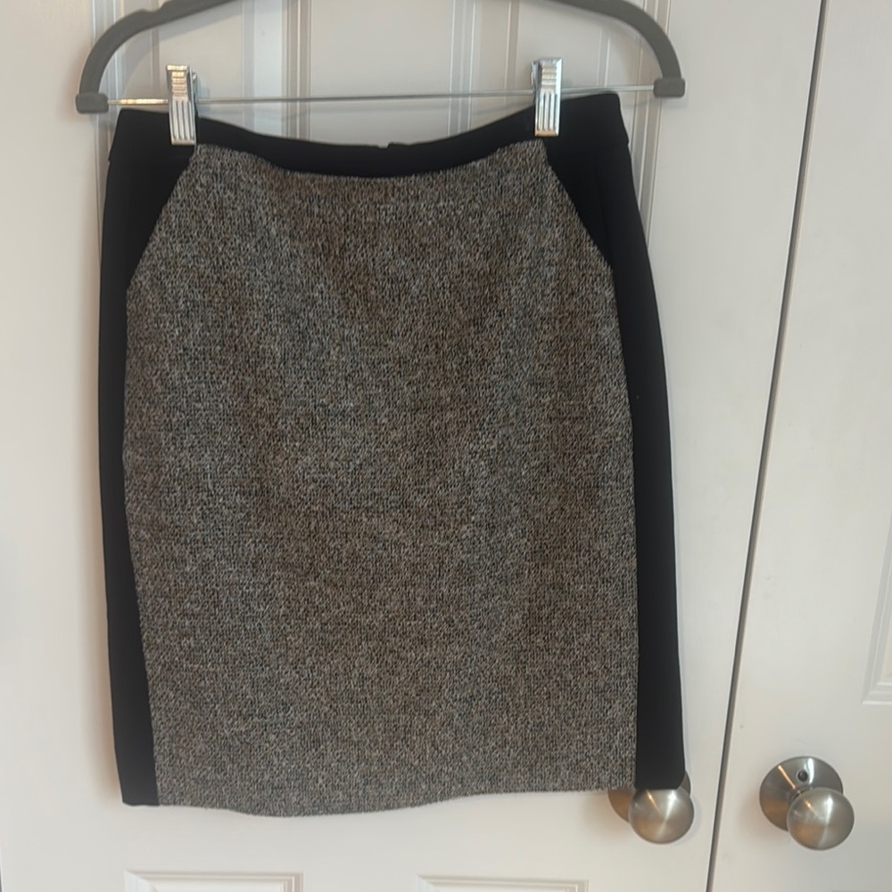 White House Black Market Gray and Black Pencil Skirt for Work